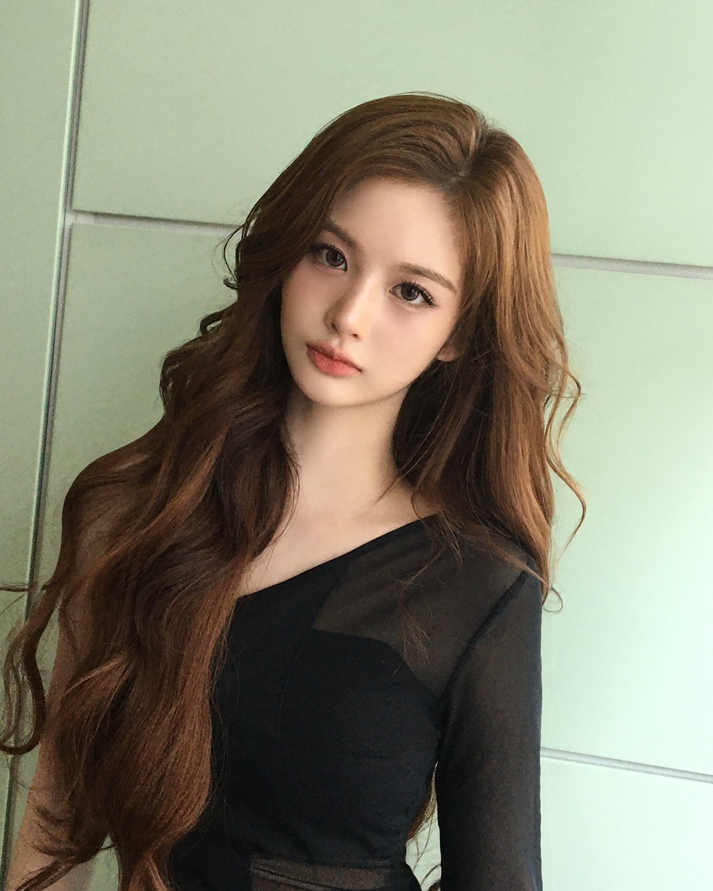 Sullyoon (4P) 03.jpg